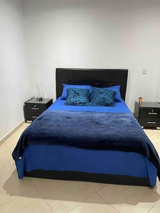 Ferienwohnung House With Private Jacuzzi In Granada Cali Apartment